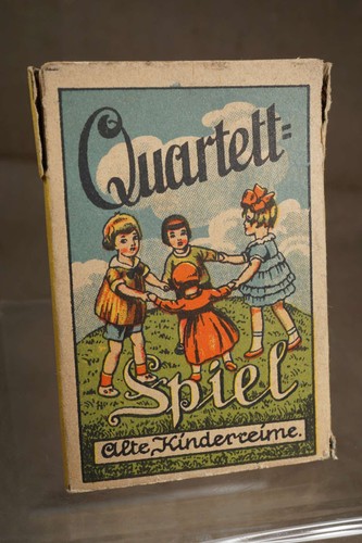 Uraltes vorkrieg kartenspiel - kartenspiel,