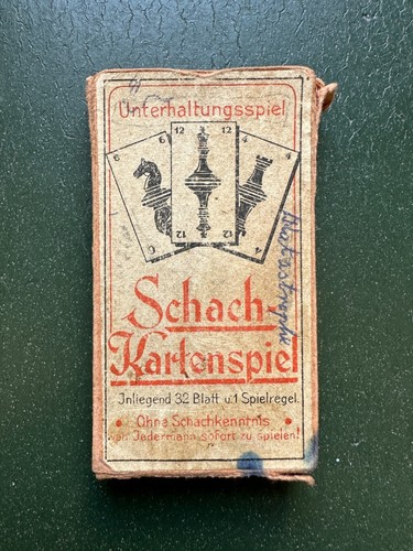 Altes schach kartenspiel - schach,